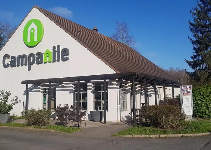 Hôtel accueillant les animaux: Campanile Hotel Chantilly